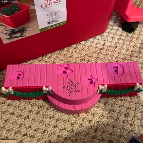 Barbie a perfect Christmas family stage set - Picture 3 of 3